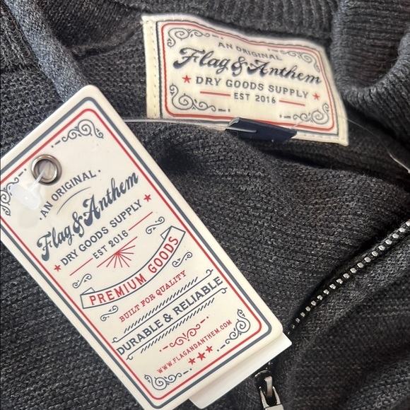 Gray Quarter Zip Up Sweater Flag & Anthem NWT - Picture 3 of 5